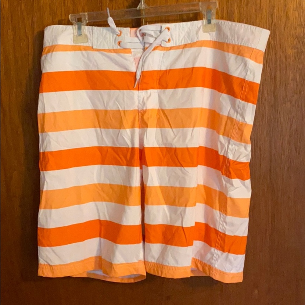 Men’s board shorts